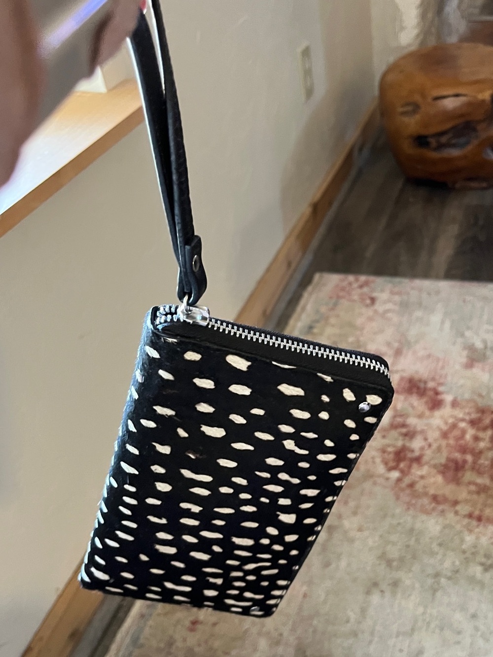 Latico Tulum Wallet. Brand New. Black & Ivory Spot Wristlet Clutch Sleek Leather - Picture 10 of 10